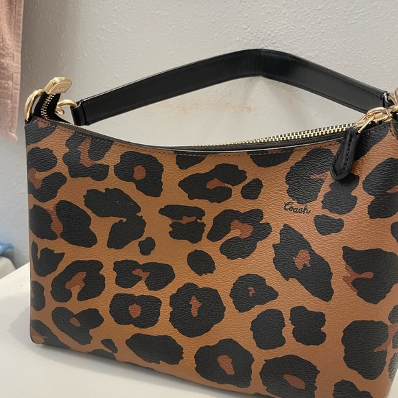 Coach Cheetah Print Mini Purse with crossbody strap - Picture 4 of 8
